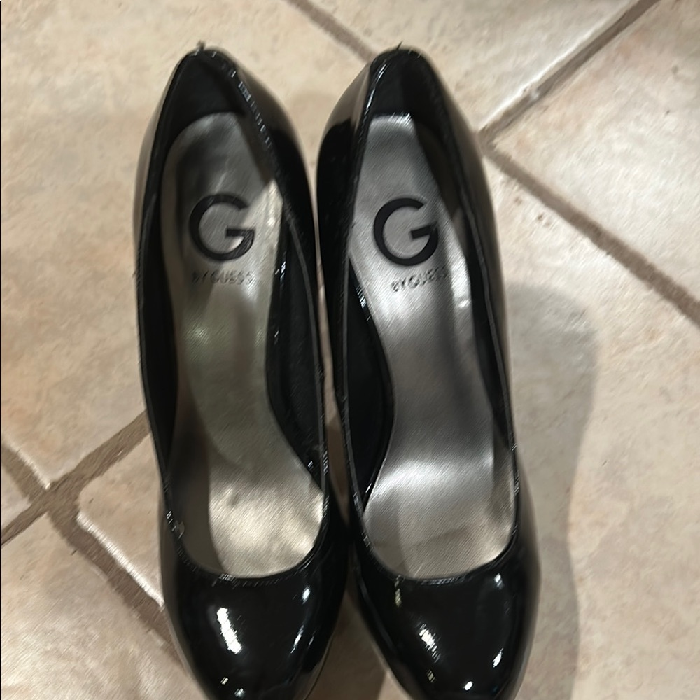 Guess Black Heels Glossy Patent Leather Medium Height
